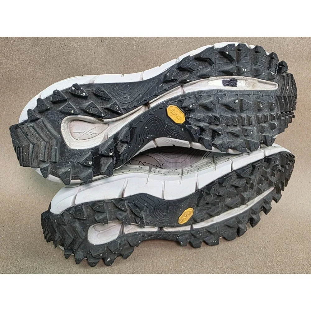 Reebok (Sz 6) Zig Kinetica II Edge GX0117 Boulder Gray men's Trail Shoes